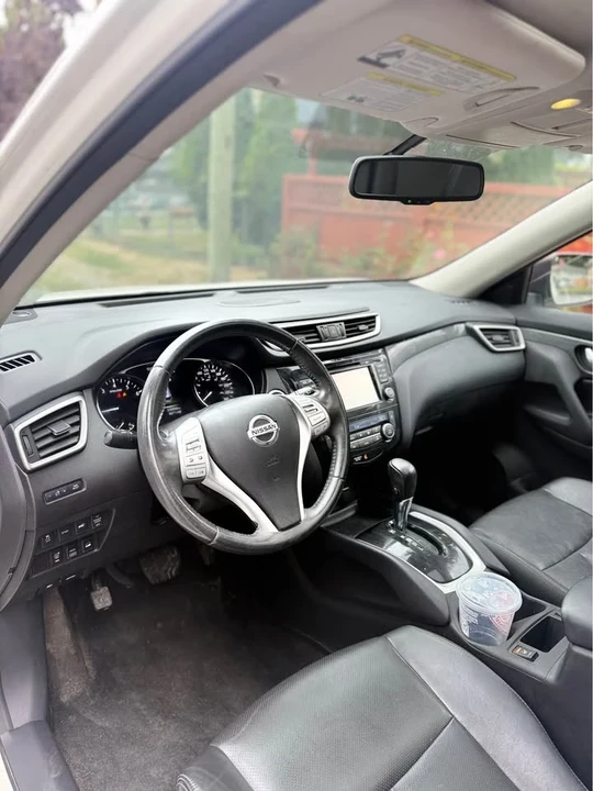 2014 Nissan Rogue - Image 9 of 18