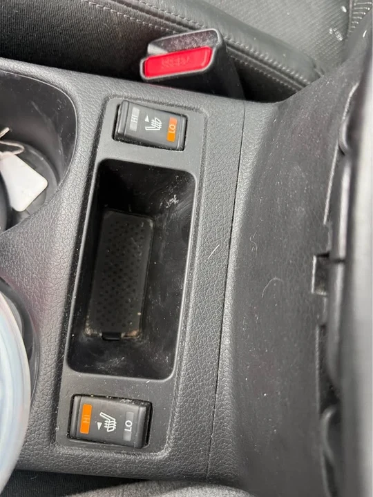 2014 Nissan Rogue - Image 15 of 18