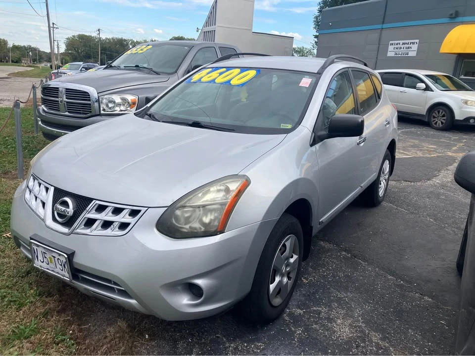 2014 Nissan Rogue - Image 2 of 6