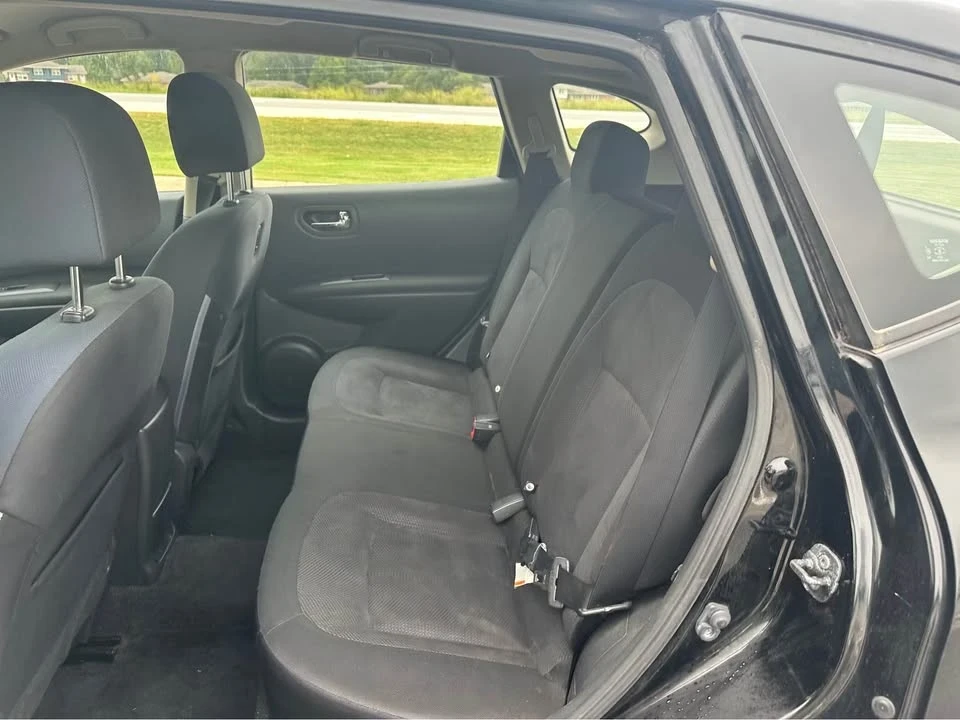 2014 Nissan Rogue - Image 11 of 20