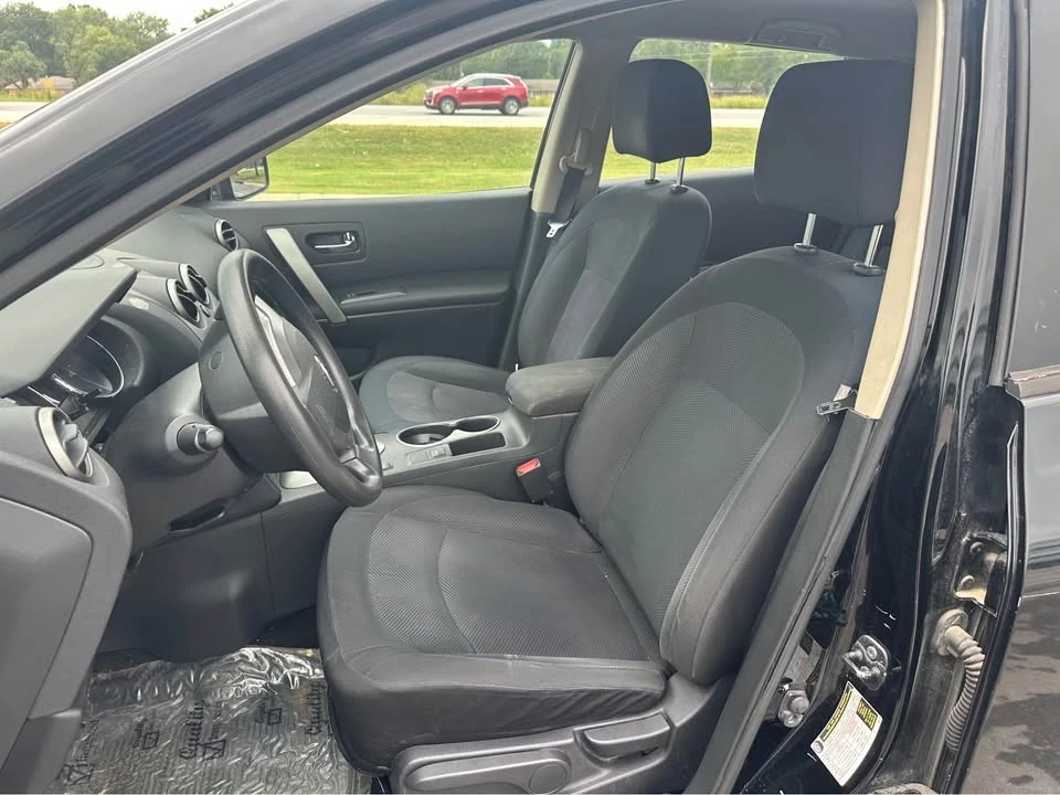2014 Nissan Rogue - Image 8 of 20