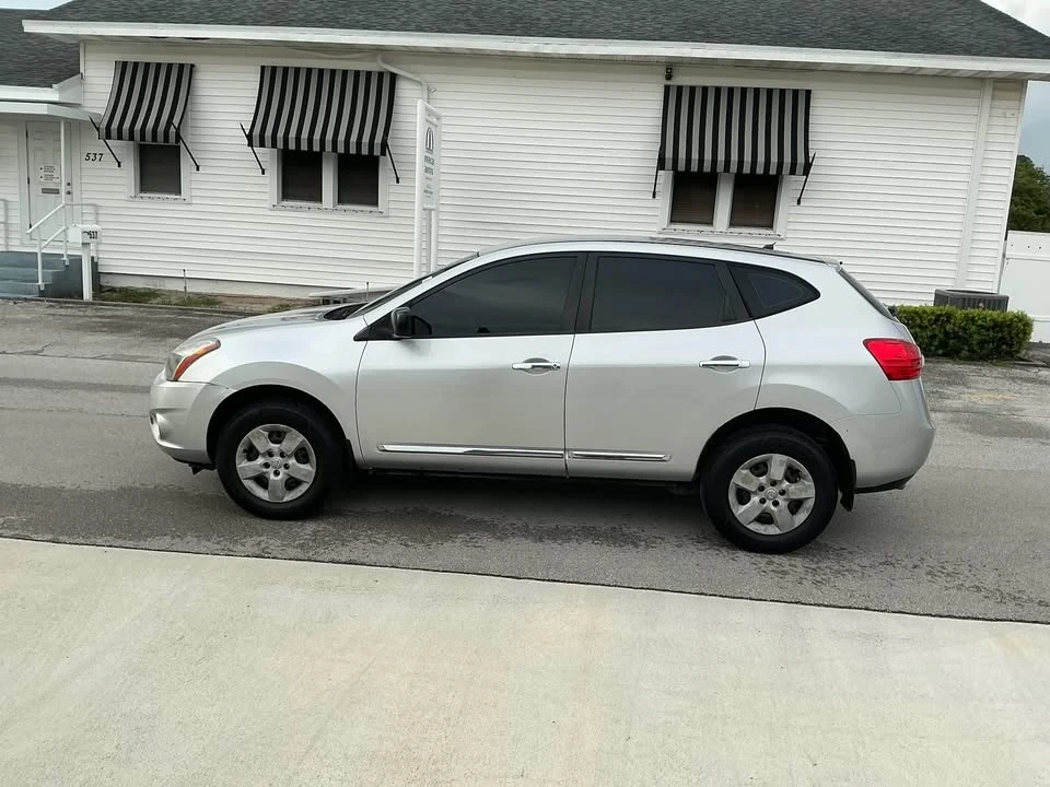 2014 Nissan Rogue - Image 5 of 13