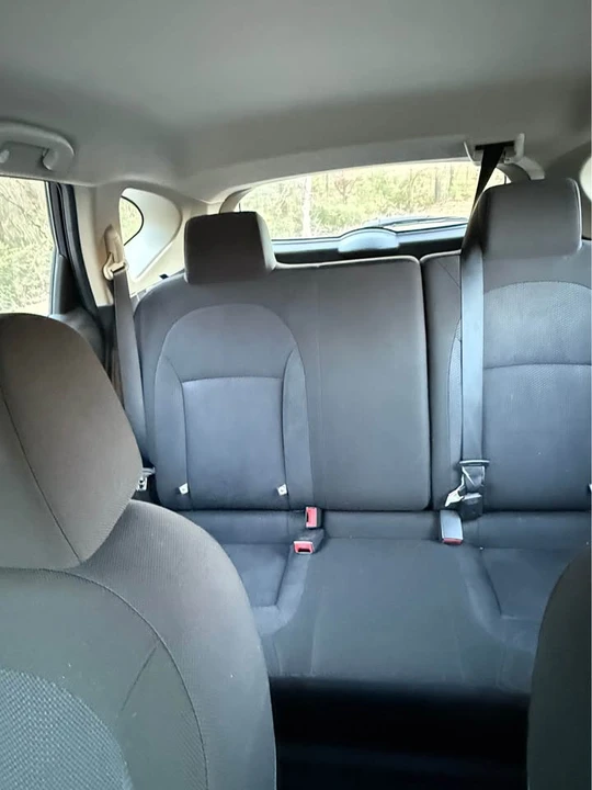 2014 Nissan Rogue - Image 6 of 7
