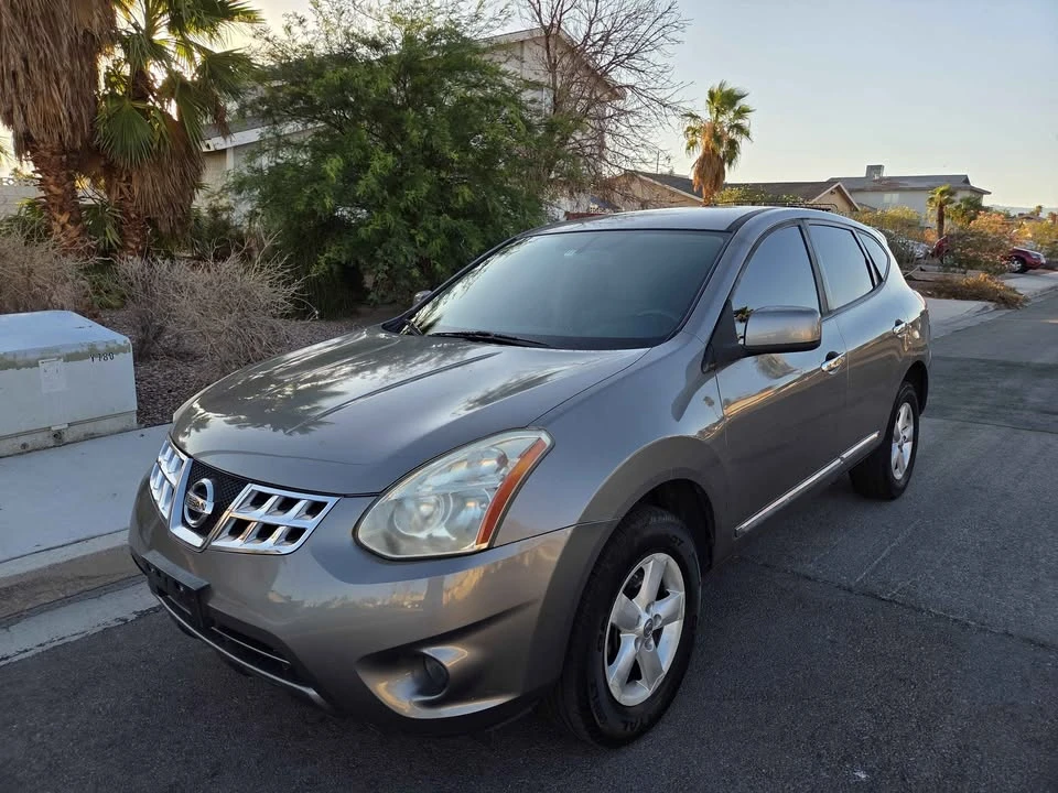 2014 Nissan Rogue - Image 2 of 9