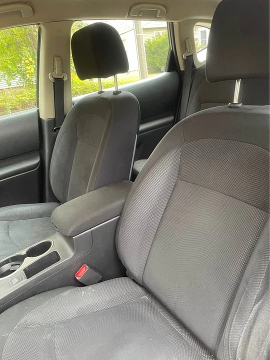 2014 Nissan Rogue - Image 8 of 9