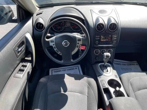 2014 Nissan Rogue - Image 11 of 14