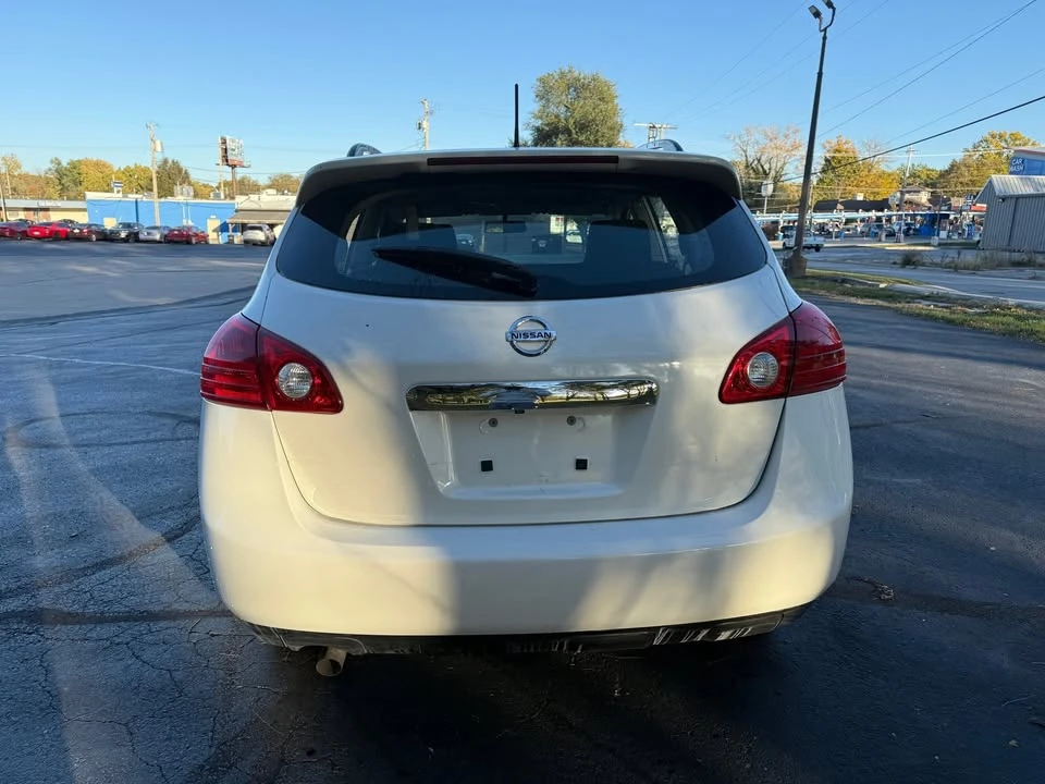 2014 Nissan Rogue - Image 5 of 14