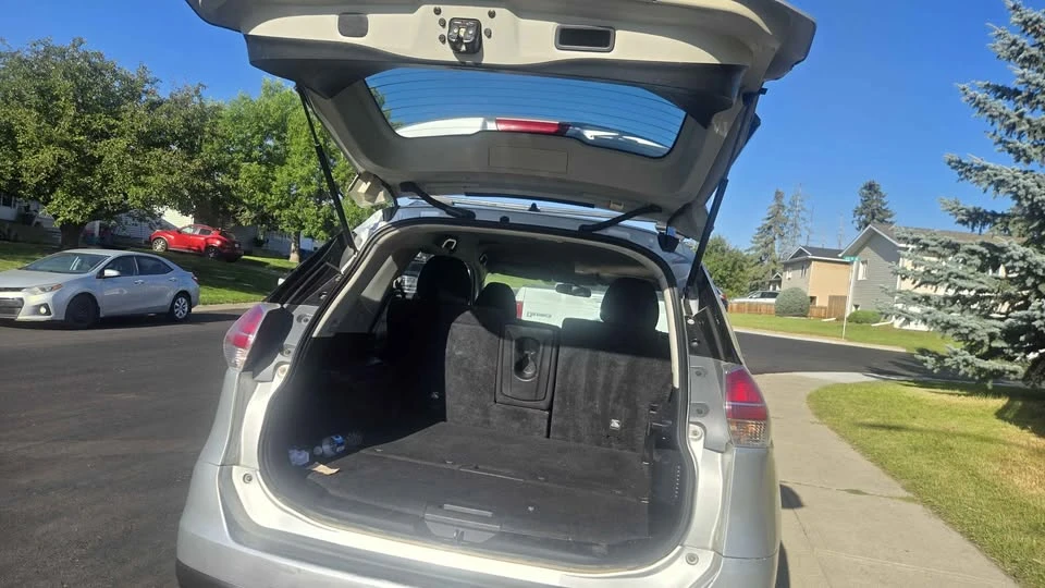 2014 Nissan Rogue - Image 19 of 20
