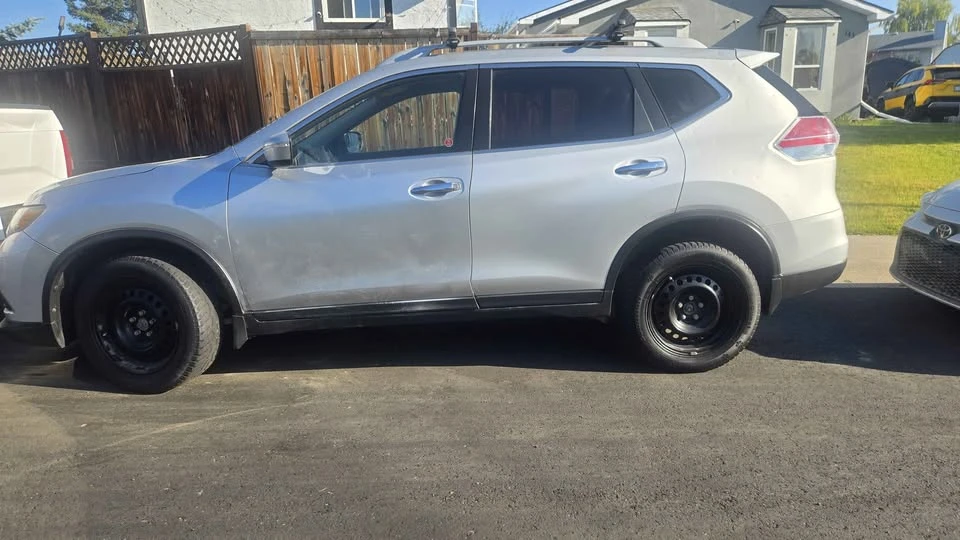 2014 Nissan Rogue - Image 9 of 20