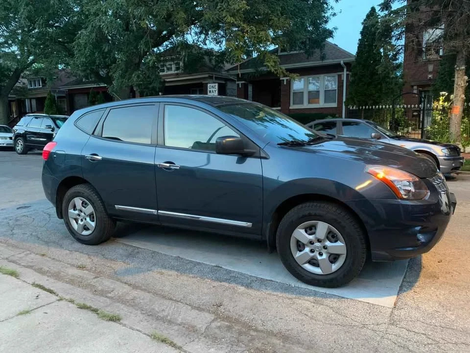 2014 Nissan Rogue - Image 2 of 6