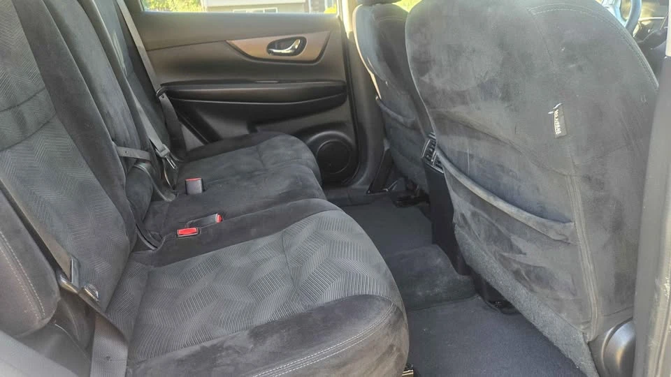 2014 Nissan Rogue - Image 15 of 20