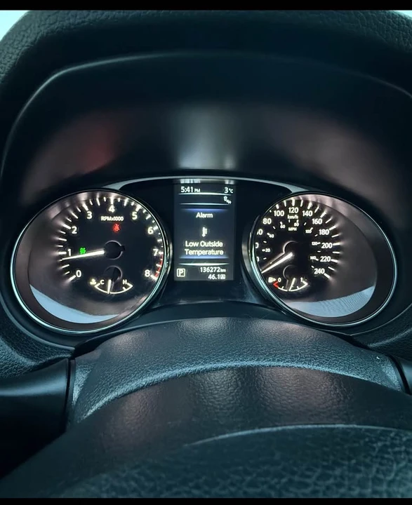 2014 Nissan Rogue - Image 7 of 15