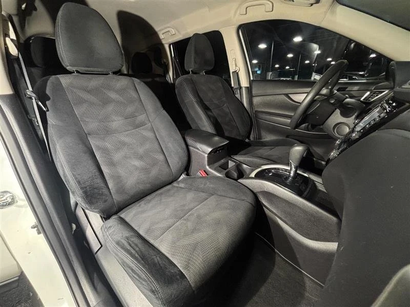 2014 Nissan Rogue - Image 9 of 12