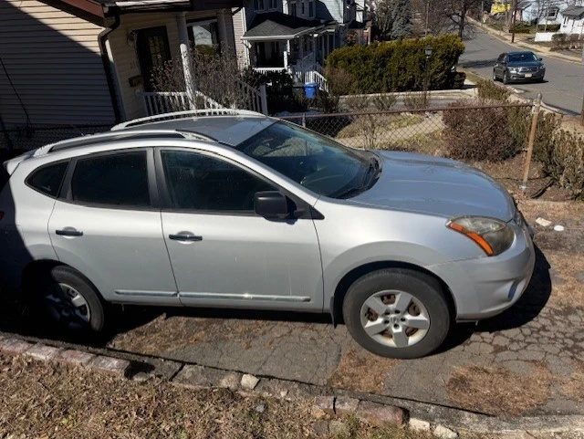 2014 Nissan Rogue - Image 2 of 8