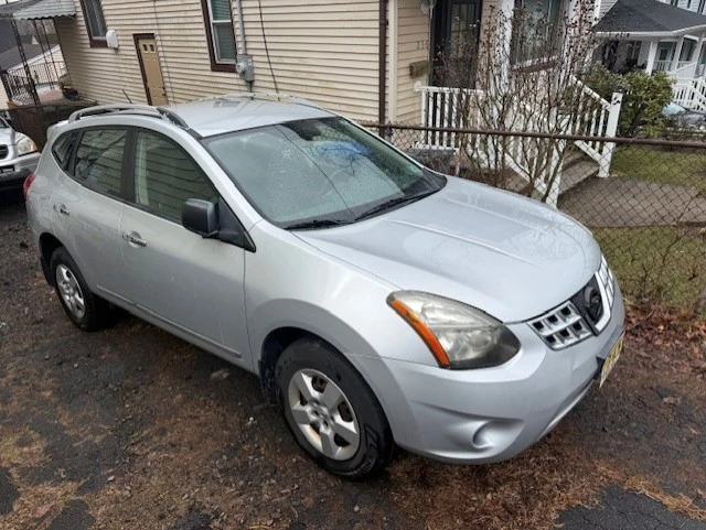 2014 Nissan Rogue - Image 4 of 8