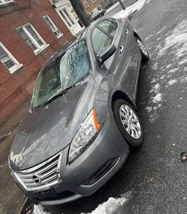 2014 Nissan Sentra 7th Gen - Image 4 of 4