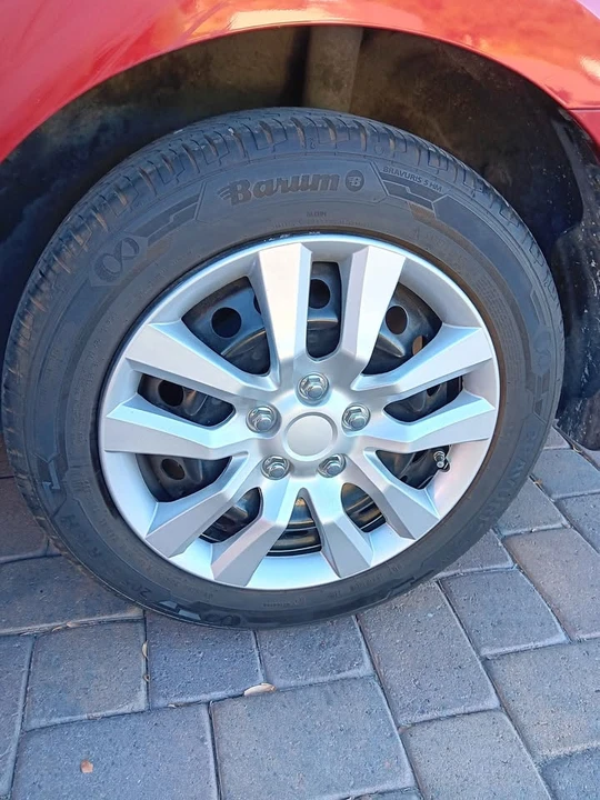 2014 Nissan Sentra 7th Gen - Image 9 of 10