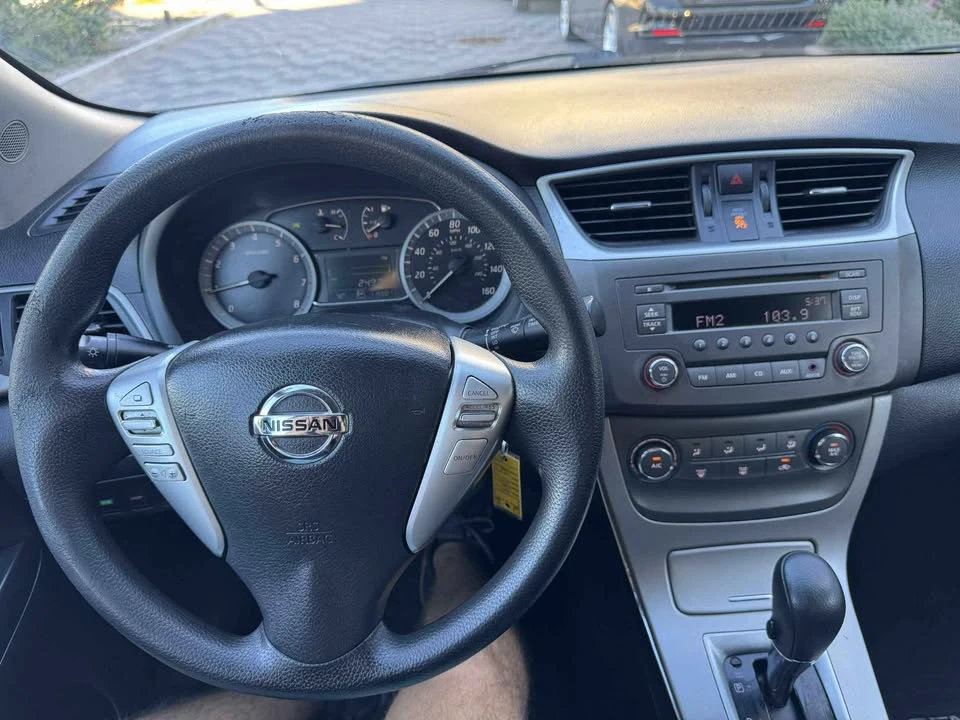 2014 Nissan Sentra 7th Gen - Image 9 of 11