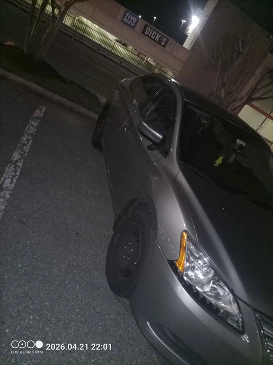 2014 Nissan Sentra 7th Gen - Image 3 of 9