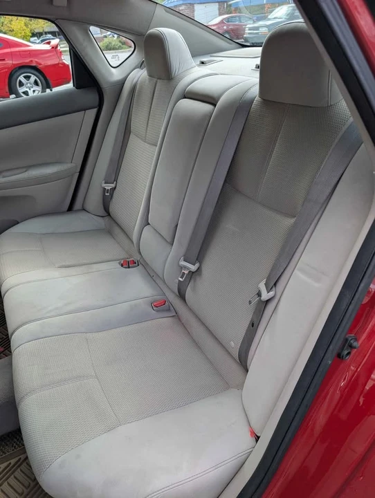 2014 Nissan Sentra 7th Gen - Image 2 of 3