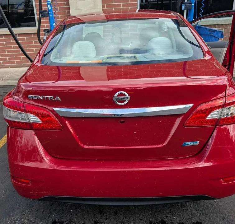 2014 Nissan Sentra 7th Gen - Image 3 of 3