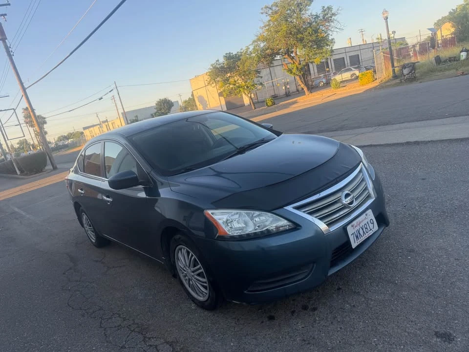 2014 Nissan Sentra 7th Gen - Image 3 of 10
