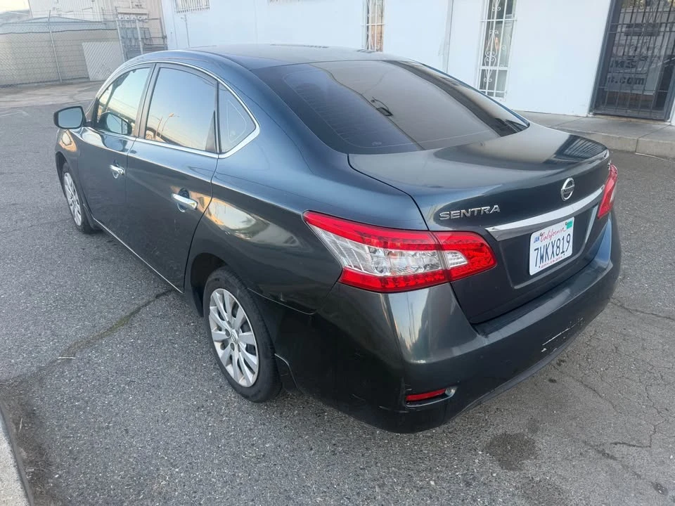 2014 Nissan Sentra 7th Gen - Image 6 of 10