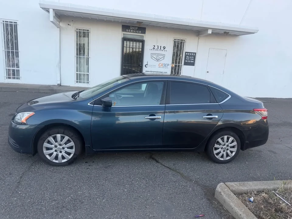 2014 Nissan Sentra 7th Gen - Image 4 of 10