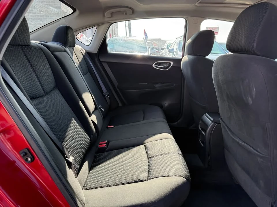 2014 Nissan Sentra 7th Gen - Image 9 of 18