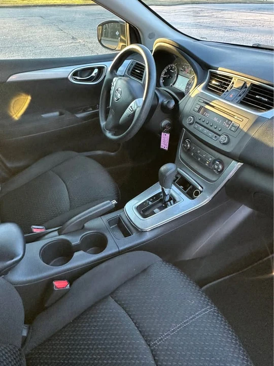 2014 Nissan Sentra 7th Gen - Image 7 of 10