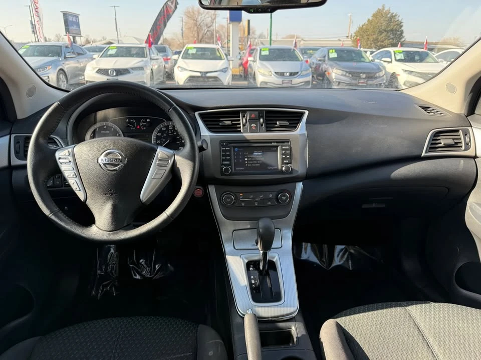 2014 Nissan Sentra 7th Gen - Image 11 of 18