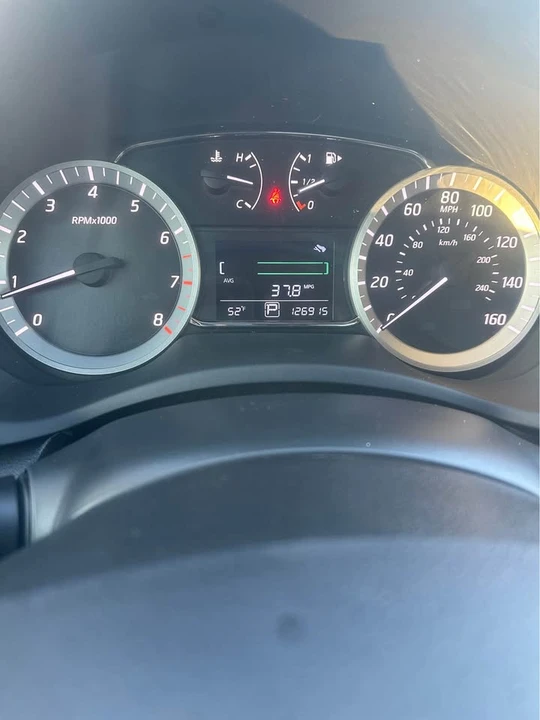 2014 Nissan Sentra 7th Gen - Image 5 of 10