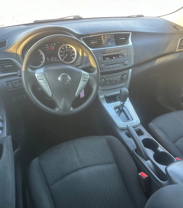 2014 Nissan Sentra 7th Gen - Image 4 of 10