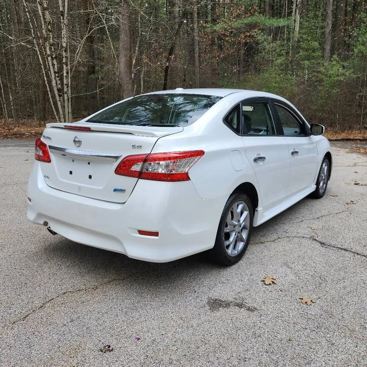 2014 Nissan Sentra 7th Gen - Image 6 of 19