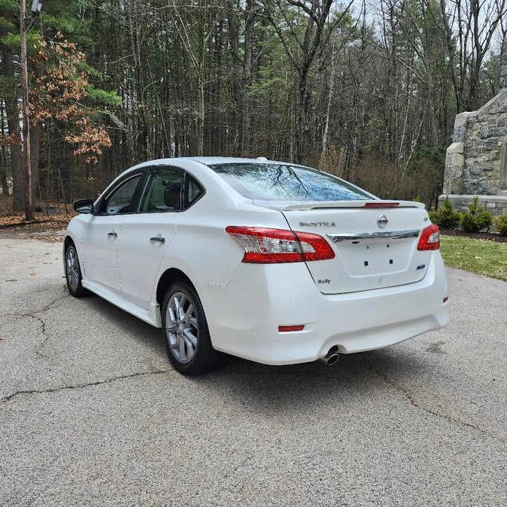2014 Nissan Sentra 7th Gen - Image 5 of 19