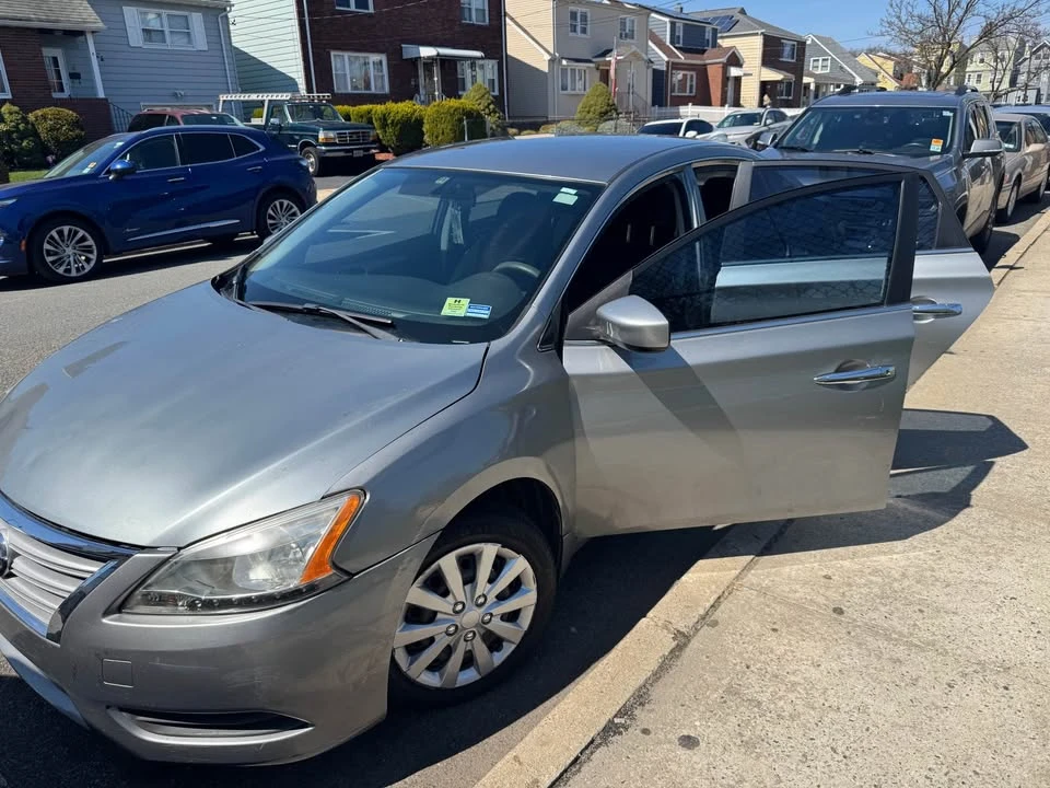 2014 Nissan Sentra 7th Gen - Image 3 of 10