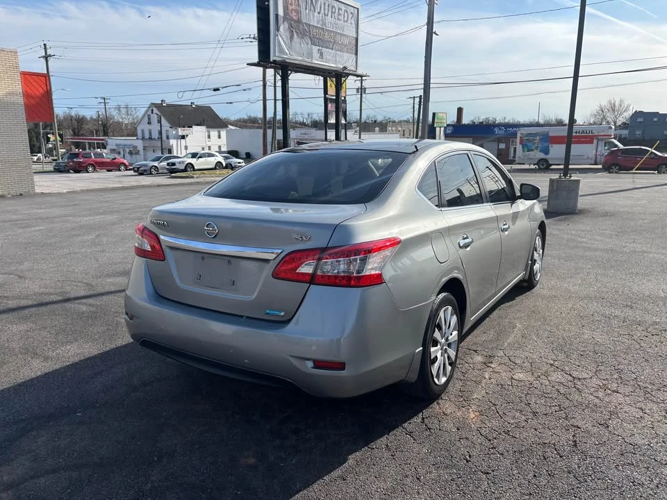 2014 Nissan Sentra 7th Gen - Image 5 of 12