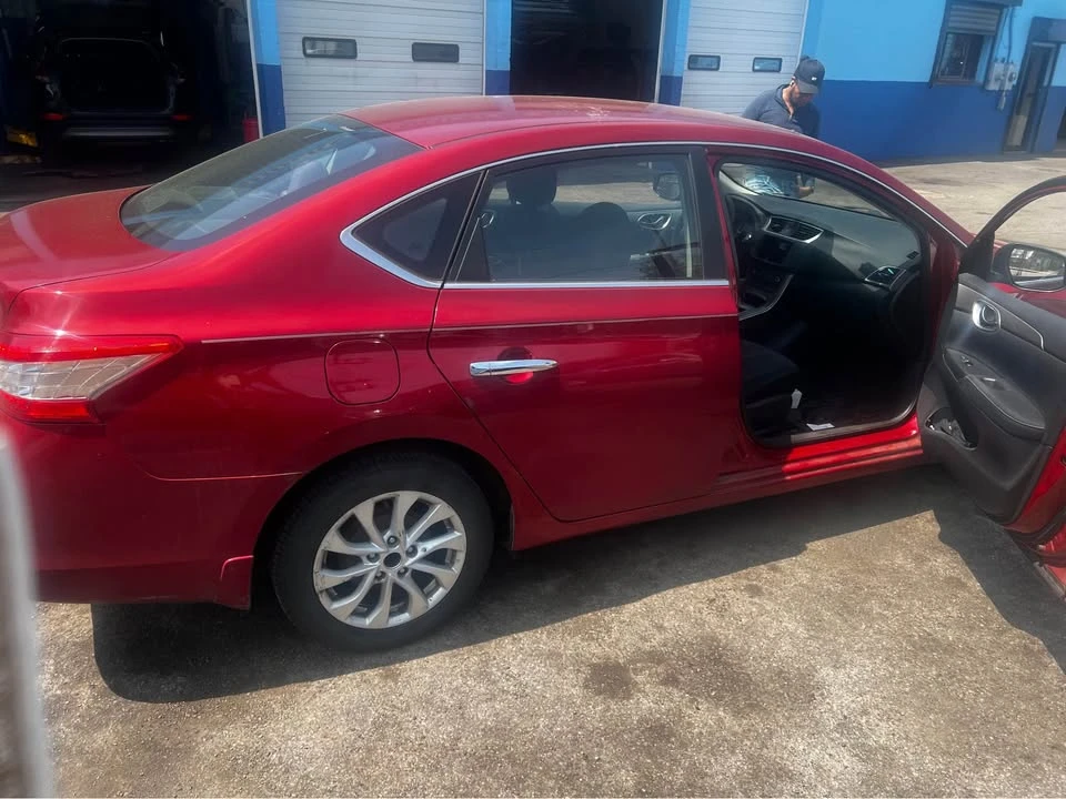 2014 Nissan Sentra 7th Gen - Image 4 of 5