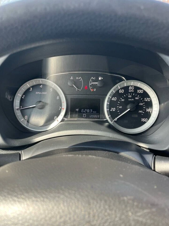2014 Nissan Sentra 7th Gen - Image 5 of 12