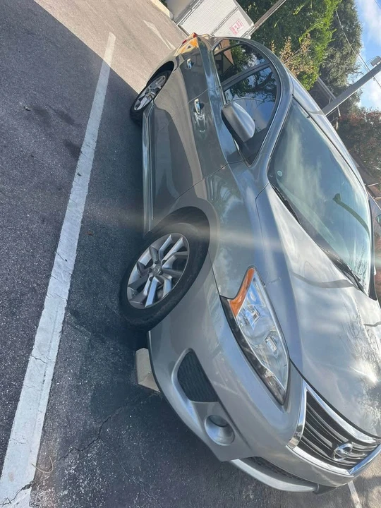 2014 Nissan Sentra 7th Gen - Image 2 of 5