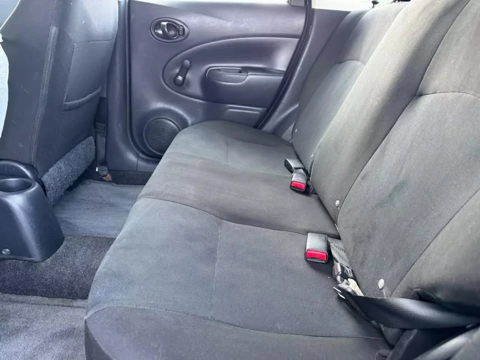 2014 Nissan Versa - Image 10 of 11