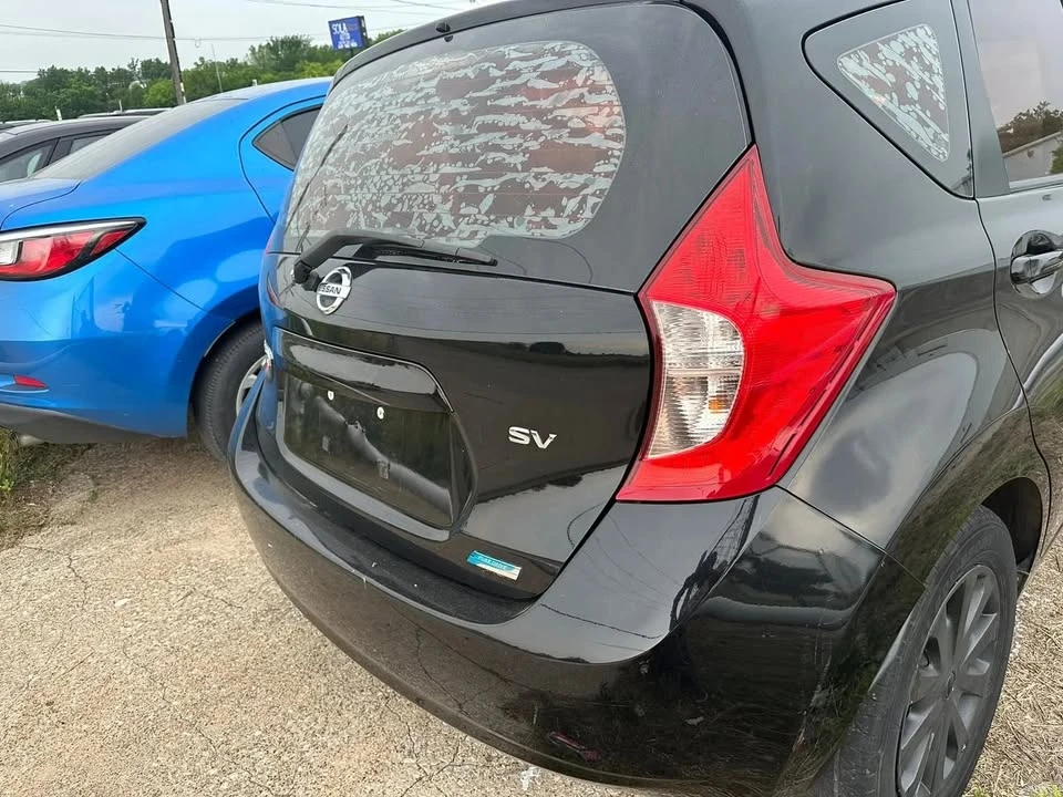 2014 Nissan Versa - Image 2 of 7