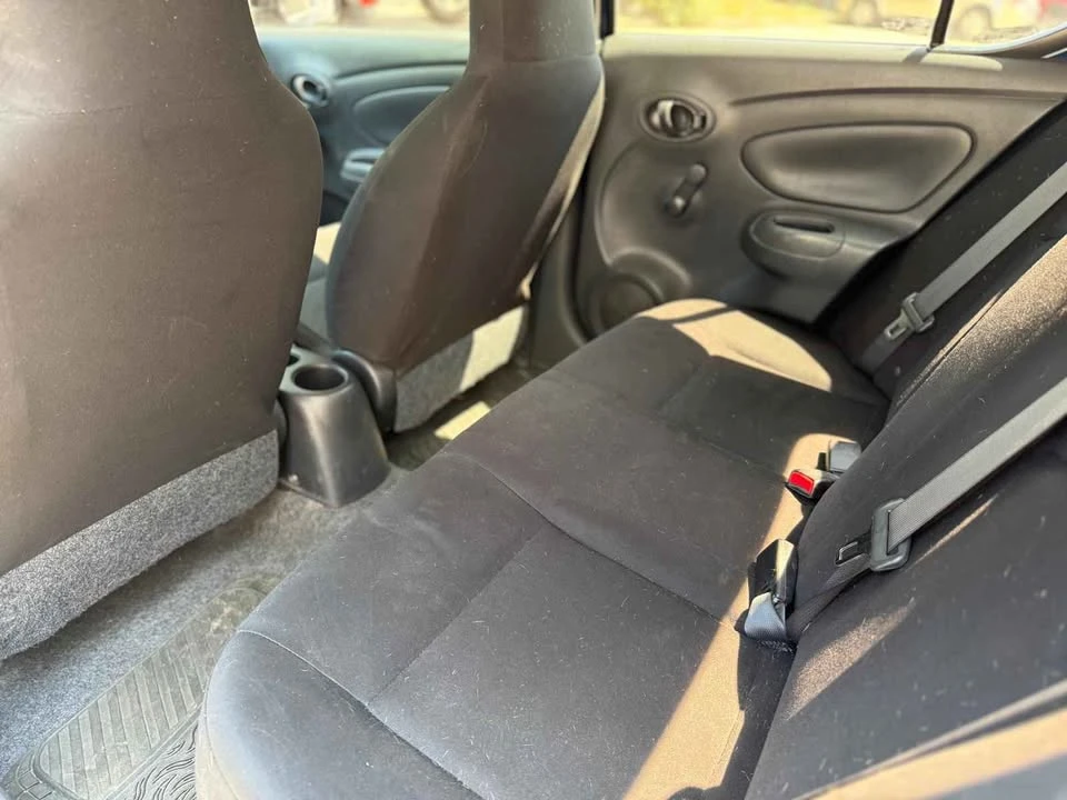 2014 Nissan Versa - Image 6 of 9