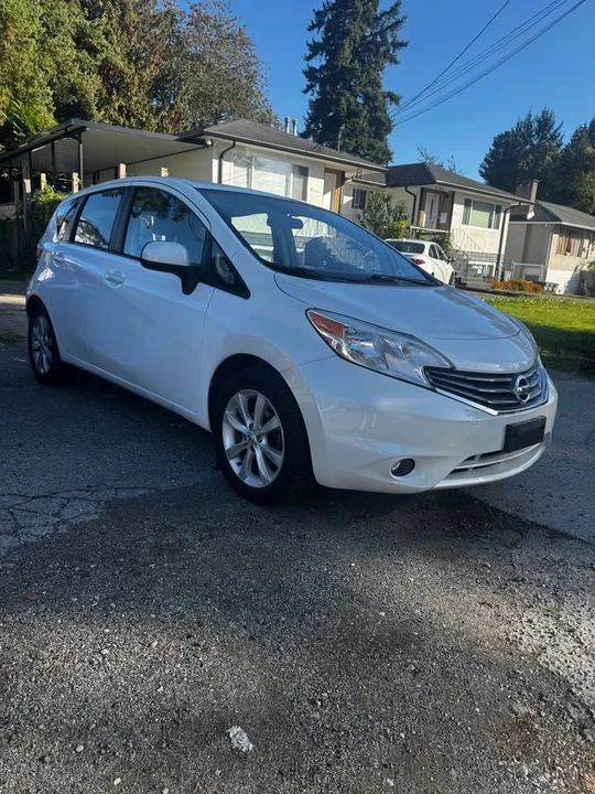 2014 Nissan Versa - Image 10 of 12