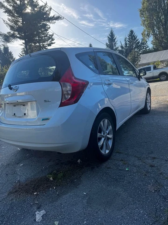 2014 Nissan Versa - Image 9 of 12