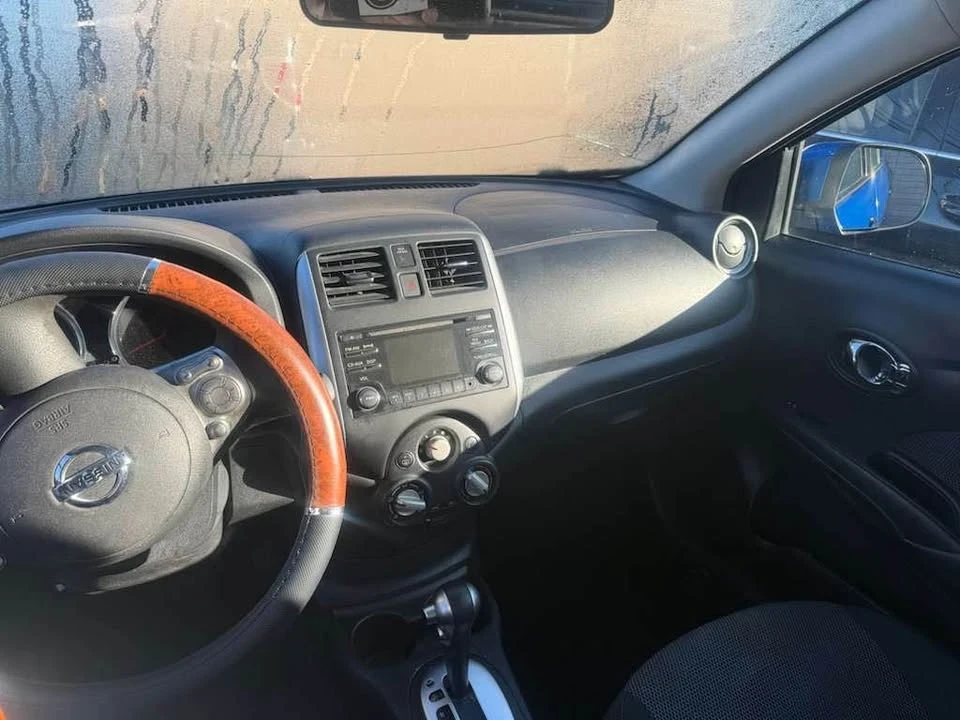 2014 Nissan Versa - Image 7 of 11