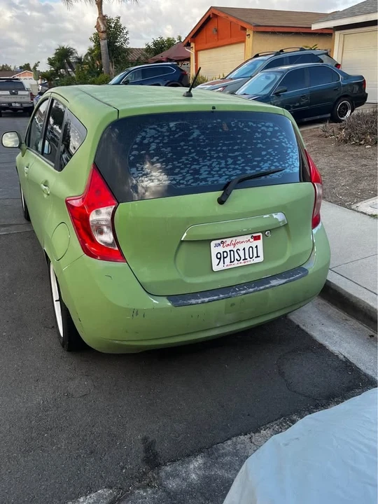 2014 Nissan Versa - Image 3 of 4