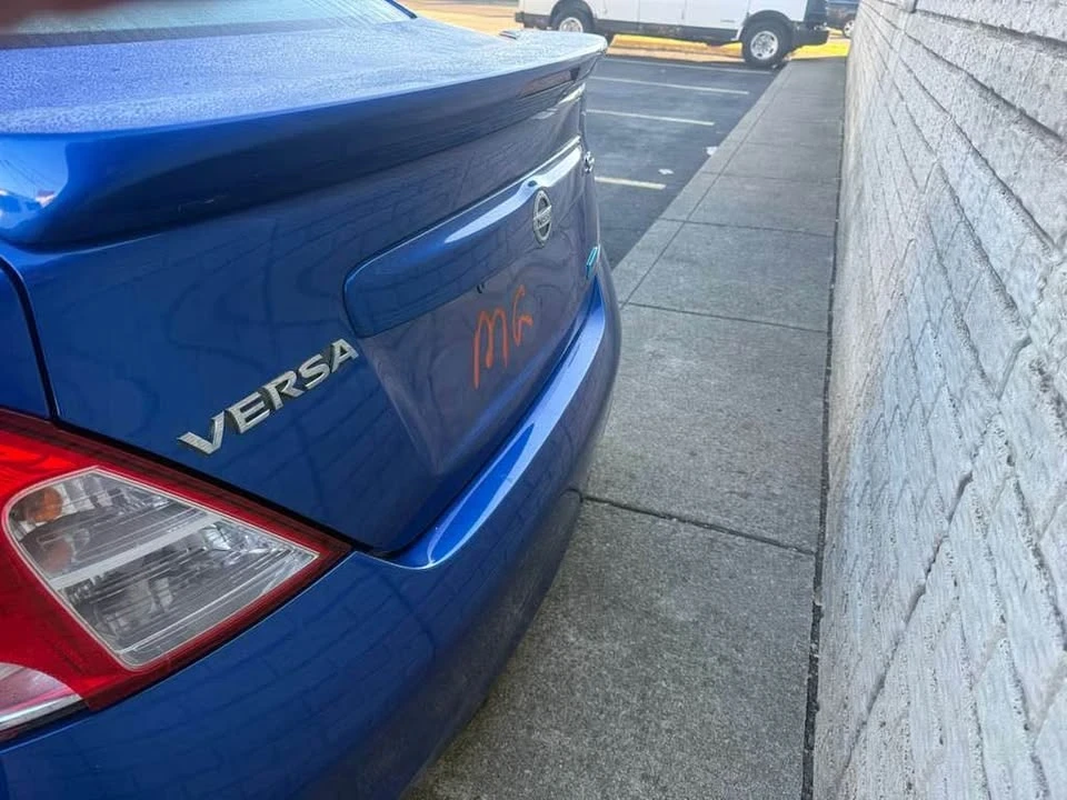 2014 Nissan Versa - Image 11 of 11
