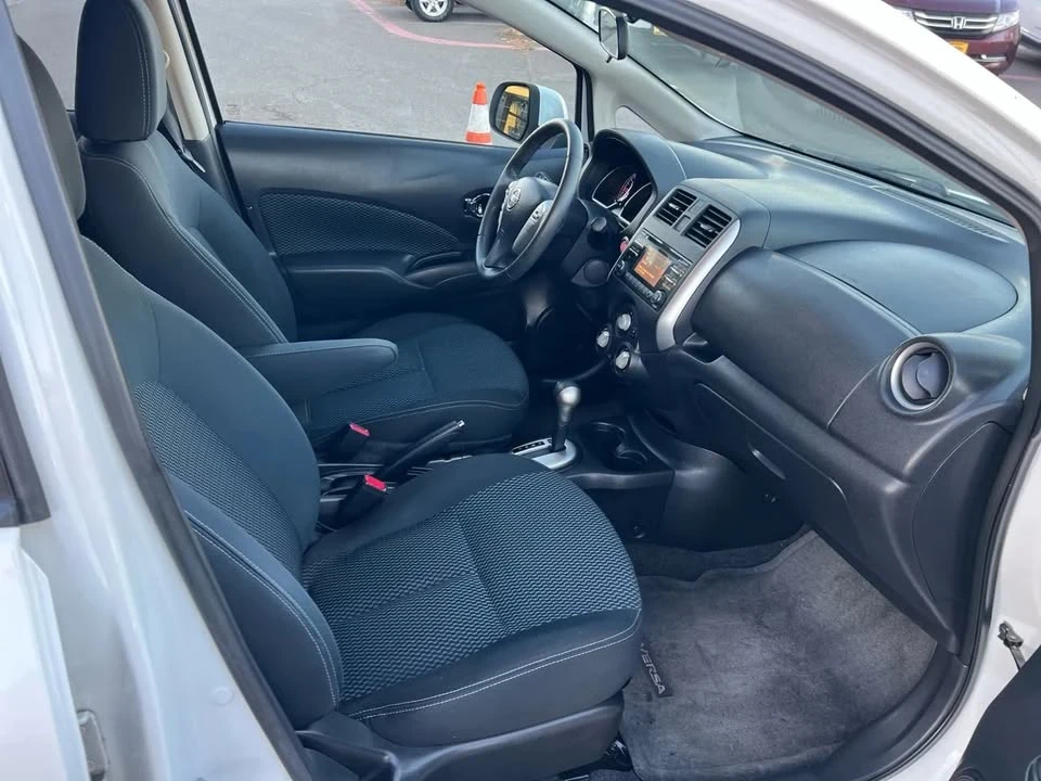 2014 Nissan Versa - Image 15 of 19