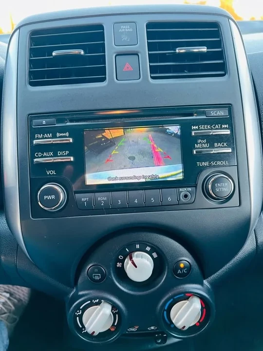 2014 Nissan Versa - Image 17 of 19